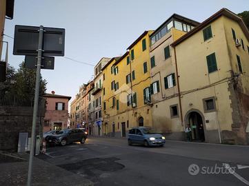 NEGOZIO A CASTEL GANDOLFO