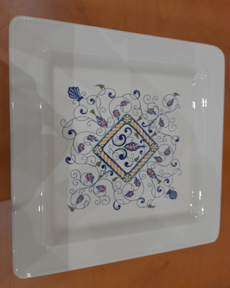 Vassoio piatto in ceramica decorato