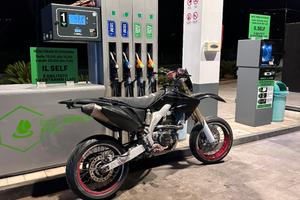 Honda CRF 450 targato