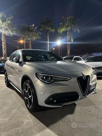 Alfa Romeo Stelvio 2.2 Turbodiesel 190 CV AT8 Q4 T