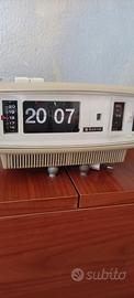 vintage radio sveglia Sanyo 