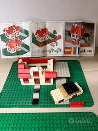 Basi lego con Casa non completa e macchinine