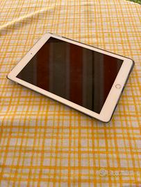 iPad 6 Wi-Fi 128gb bianco argento