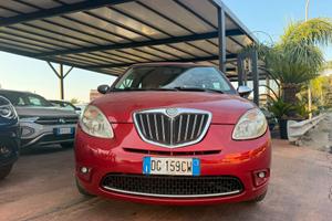 Lancia Ypsilon 1.3 MJT 75 CV Oro Bianco