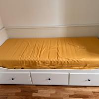 Divano Letto Hemnes Ikea con doppio materasso