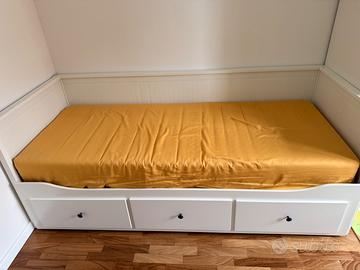 Divano Letto Hemnes Ikea con doppio materasso