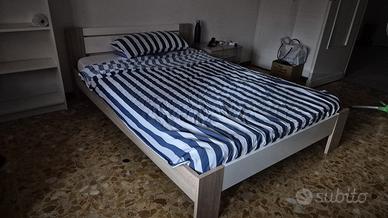 Letto 1 piazza 1/2 con materasso