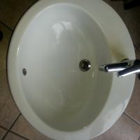 Lavabo da incasso in porcellana 