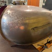 Sella lunga in ferro e serbatoio Honda CB500 FOUR