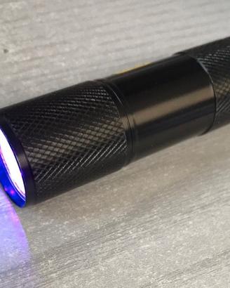 TORCIA UV minitorcia ultravioletto da 395nm