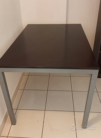 TAVOLO SCRIVANIA IN LEGNO CON BASE IN METALLO