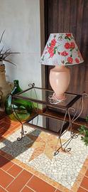 Lampada e tavolino