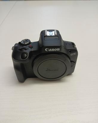 Canon EOS R100 + RF-S 18-45mm 