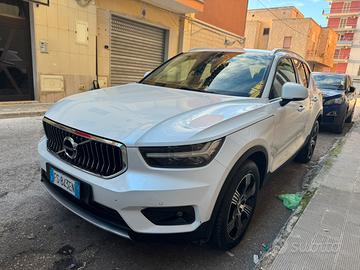 Volvo XC40 D4 awd 190 cv