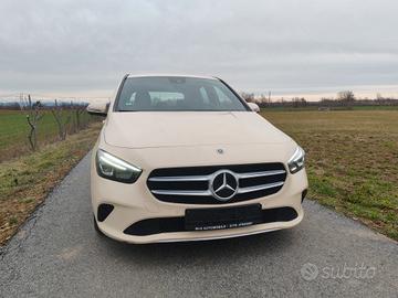  Mercedes Classe B 2.0cdi  2022.