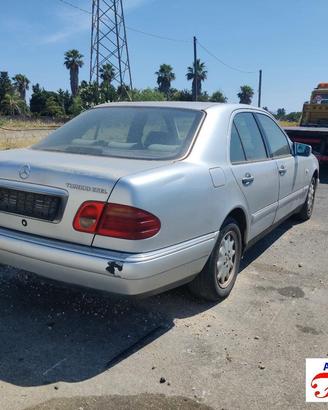 Mercedes classe e w210 e 250 turbo d - ricambi