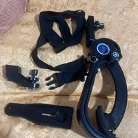 Spallaccio per telecamera Reflex con adattatori