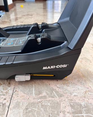 Set Maxi-Cosi: Ovetto + Base Isofix + Adattatori