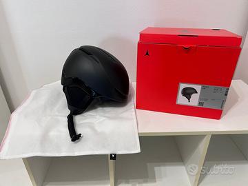 Caschi da sci - due casci uno alpina e atomic