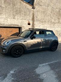 MINI COOPER F56 136 CV