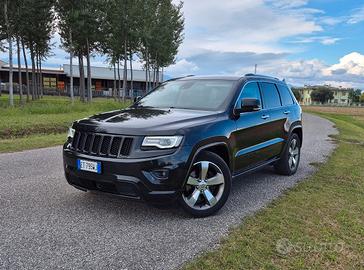 Jeep Grand Cherokee  Overland