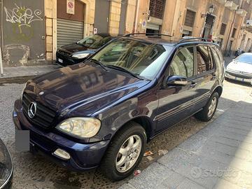 Mercedes ML 400