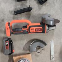 smerigliatrice black decker