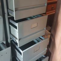 n. 2 schedari tipo ufficio