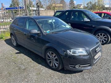 AUDI A3 SPB 1.6 TDI 105 CV CR Ambition