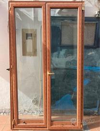 Finestra in alluminio effetto legno
