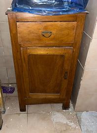 Coppia di comodini anni 40