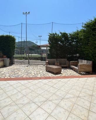 Appartamento in villa mendicino