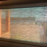 Vetrata su telaio in alluminio