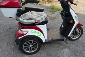 Scooter elettrico Ufo 3  per anziani e disabili