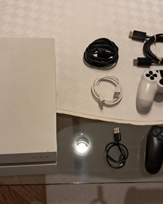 Ps4 fat + 2 joystick + cavi + Fifa 21