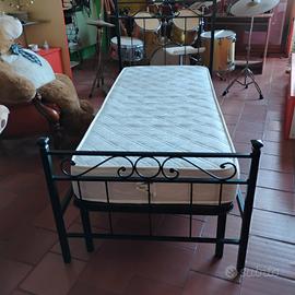 12 letti completi 