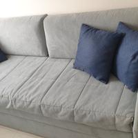 Divano letto azzurro