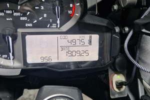 Moto gs r 1200 triple black