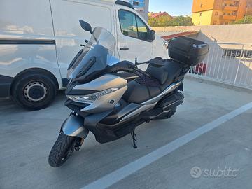 Voge sr4 max 2024  "4000km"