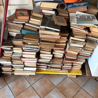 Svariati libri-leggere bene!!!