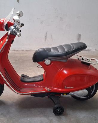 Vespa Elettrica per bambini 3+ anni rossa