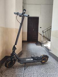 Monopattino elettrico - batteria da sostituire