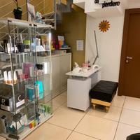 Cedesi centro estetico