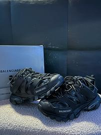 balenciaga track