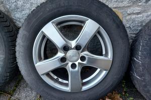 Cerchi Lega MAK 15"+Gomme invernali Michelin Alpin