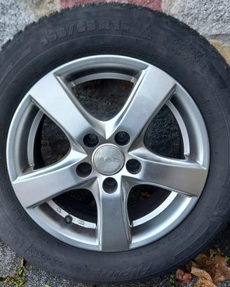Cerchi Lega MAK 15"+Gomme invernali Michelin Alpin