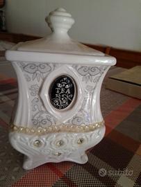 piatti, tazzine ecc.