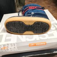 Moon boot