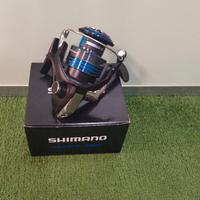 Mulinello Shimano da spinning NEXAVE FI 4000