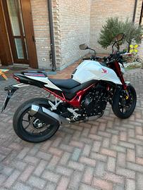 Honda Hornet CB750 2024